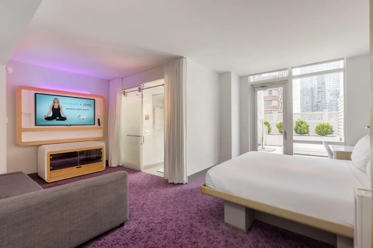 Yotel New York Times Square 4*,