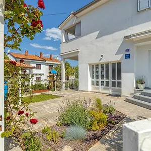 Hrestak Poreč