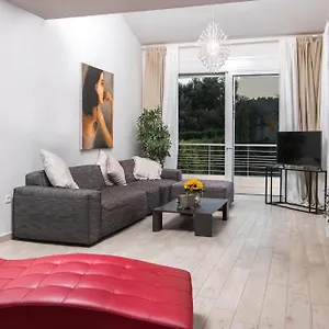 **** Ξενοδοχείο Kappa Luxury & Ελλάδα