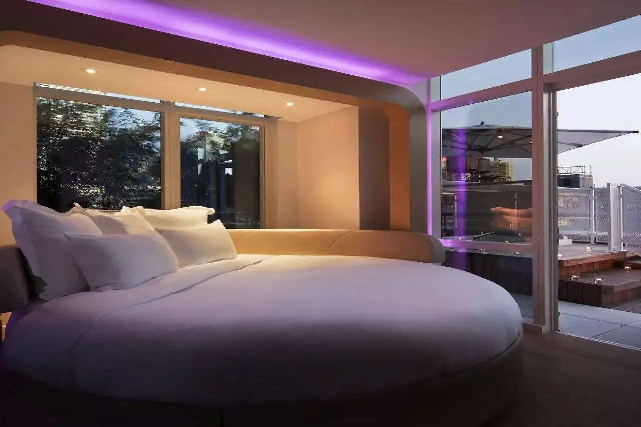 Yotel New York Times Square